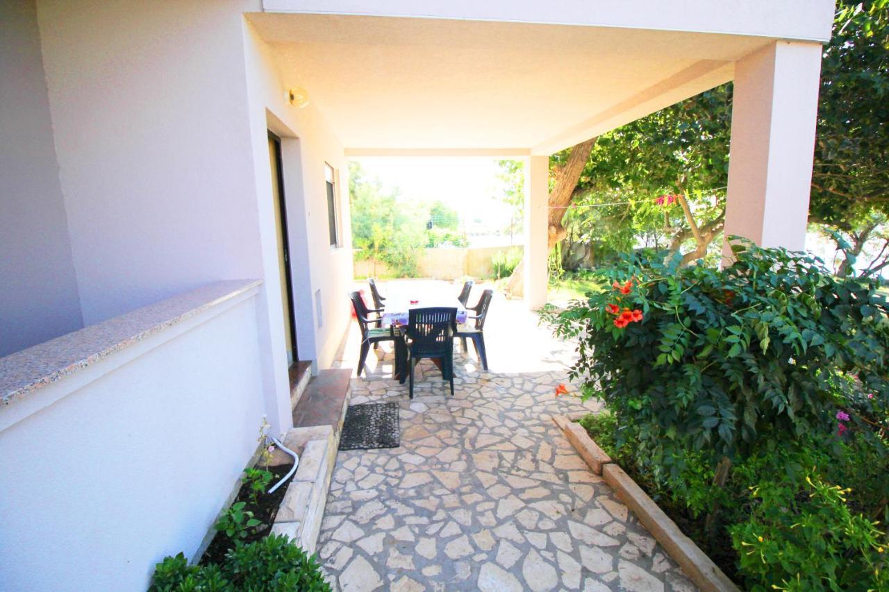 Dubravka Apartment Dinjiska
