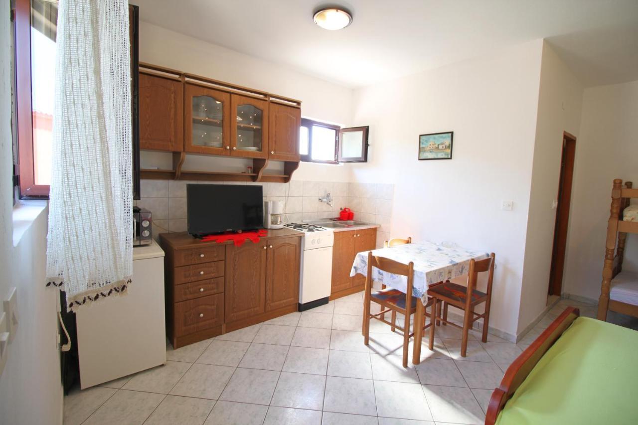 Apartment Dubravka Dinjiska